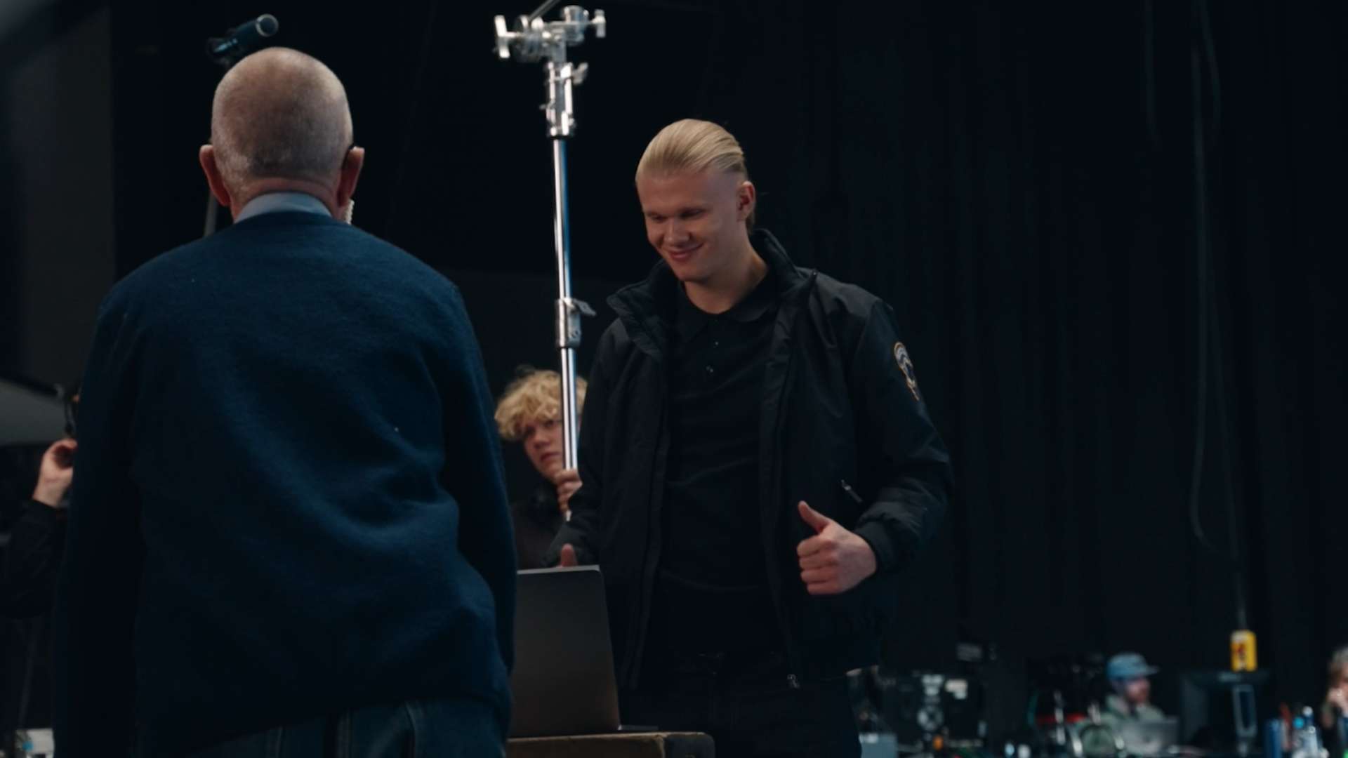 不仅展示了 不仅展示了